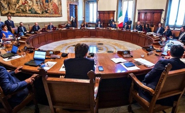 governo rispedisce accuse atlantia